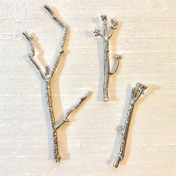 🌱 Little Twig Hair Pins🌱 - Picture 2 of 4